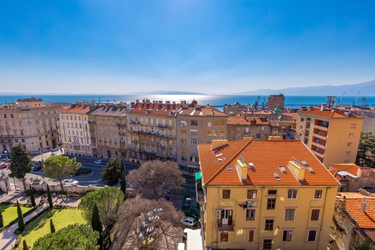 Aenei Delux Apartment Rijeka Exterior photo